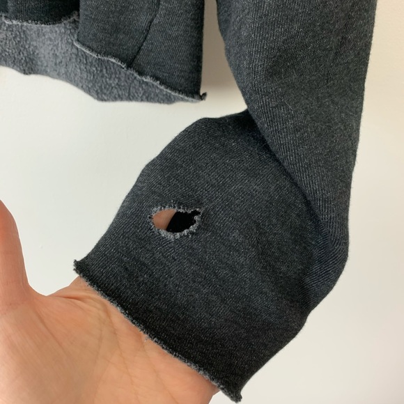 Wildfox Oversized Sweatshirt XS Distress Weekend - Picture 5 of 6